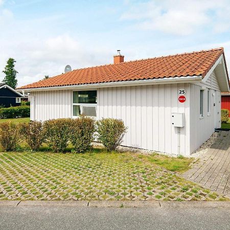 Two-Bedroom Holiday Home In Groemitz 2 Esterno foto
