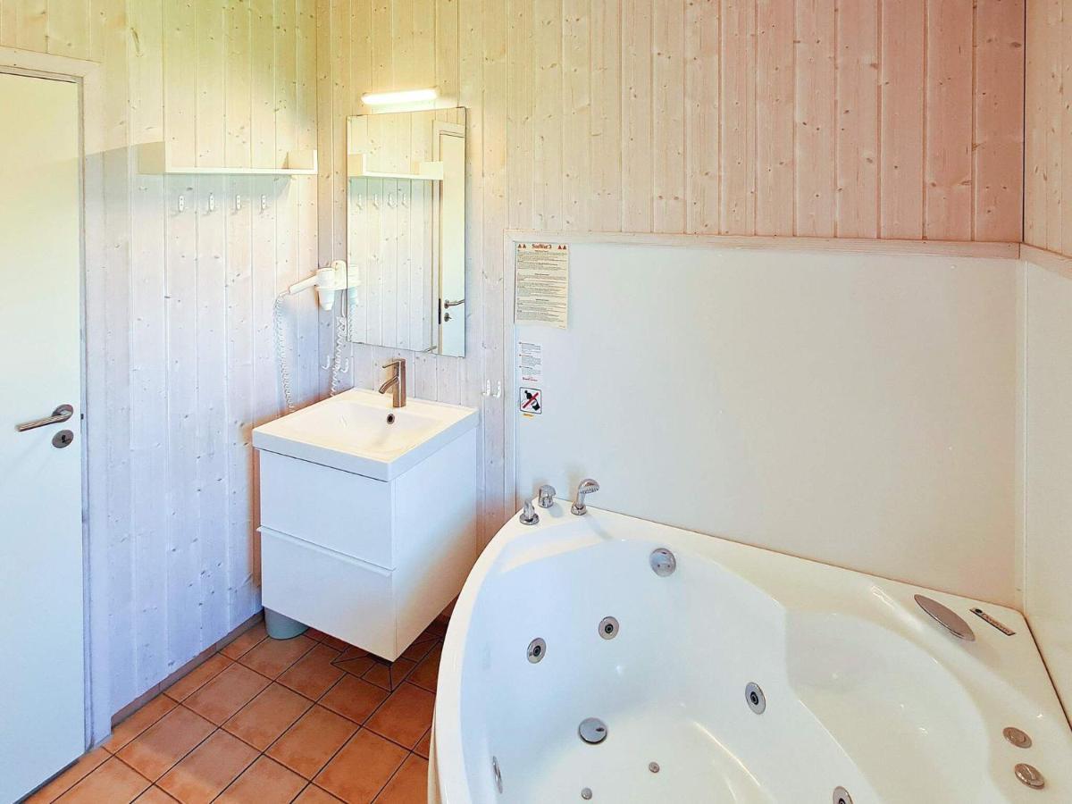 Two-Bedroom Holiday Home In Groemitz 2 Esterno foto